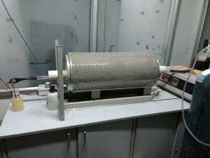 Programmable tube furnace (1000 oC) (GV)